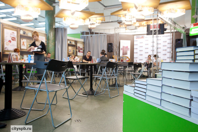 Маршрут на час: метро "Площадь Восстания". Часть первая (фото)