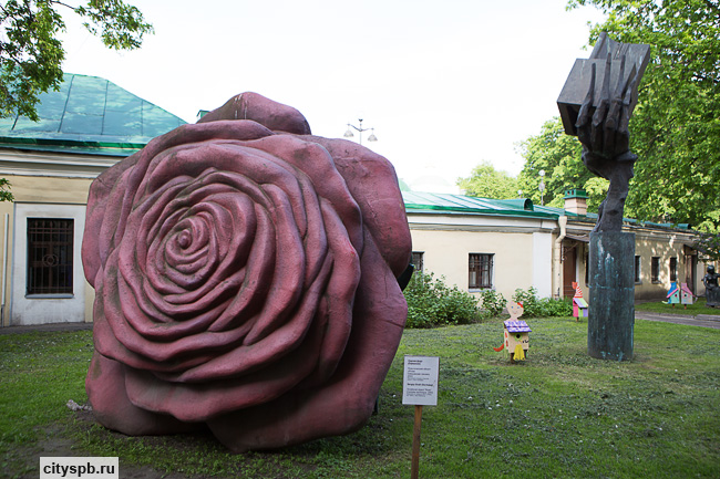 Маршрут на час: метро "Площадь Александра Невского". Часть первая (фото)