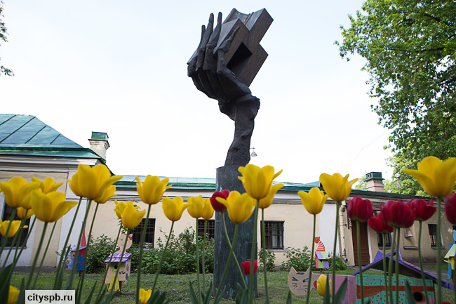 Маршрут на час: метро "Площадь Александра Невского". Часть первая (фото)