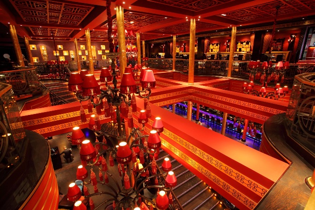 Маршрут на час: метро "Площадь Александра Невского". Часть третья